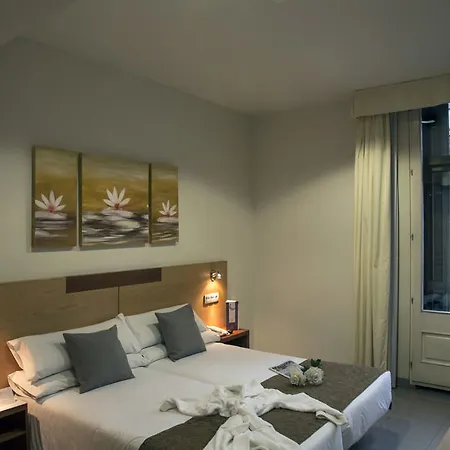 Otel Bypillow Mothern 3*