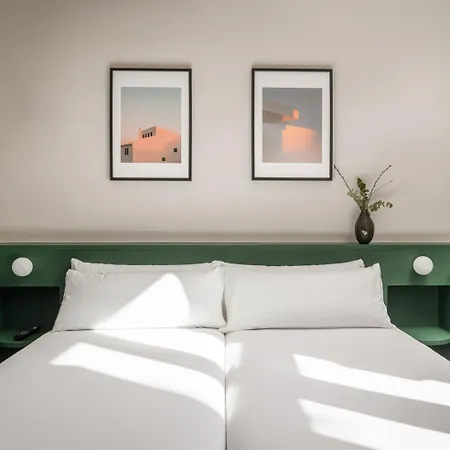 Hotel Bypillow Mothern Barcelona